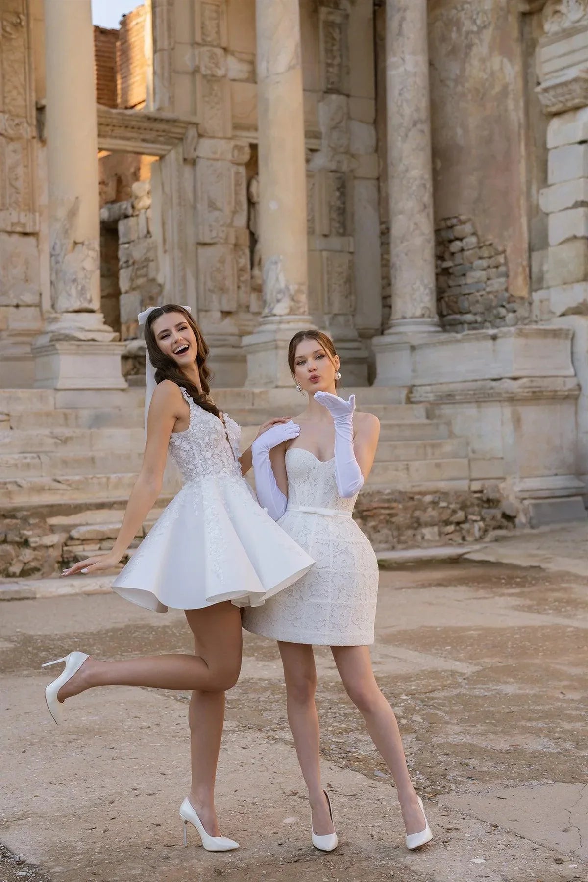 Vespasian V Yaka Kloş Mini After Party Elbisesi - Mediha Cambaz Bridal