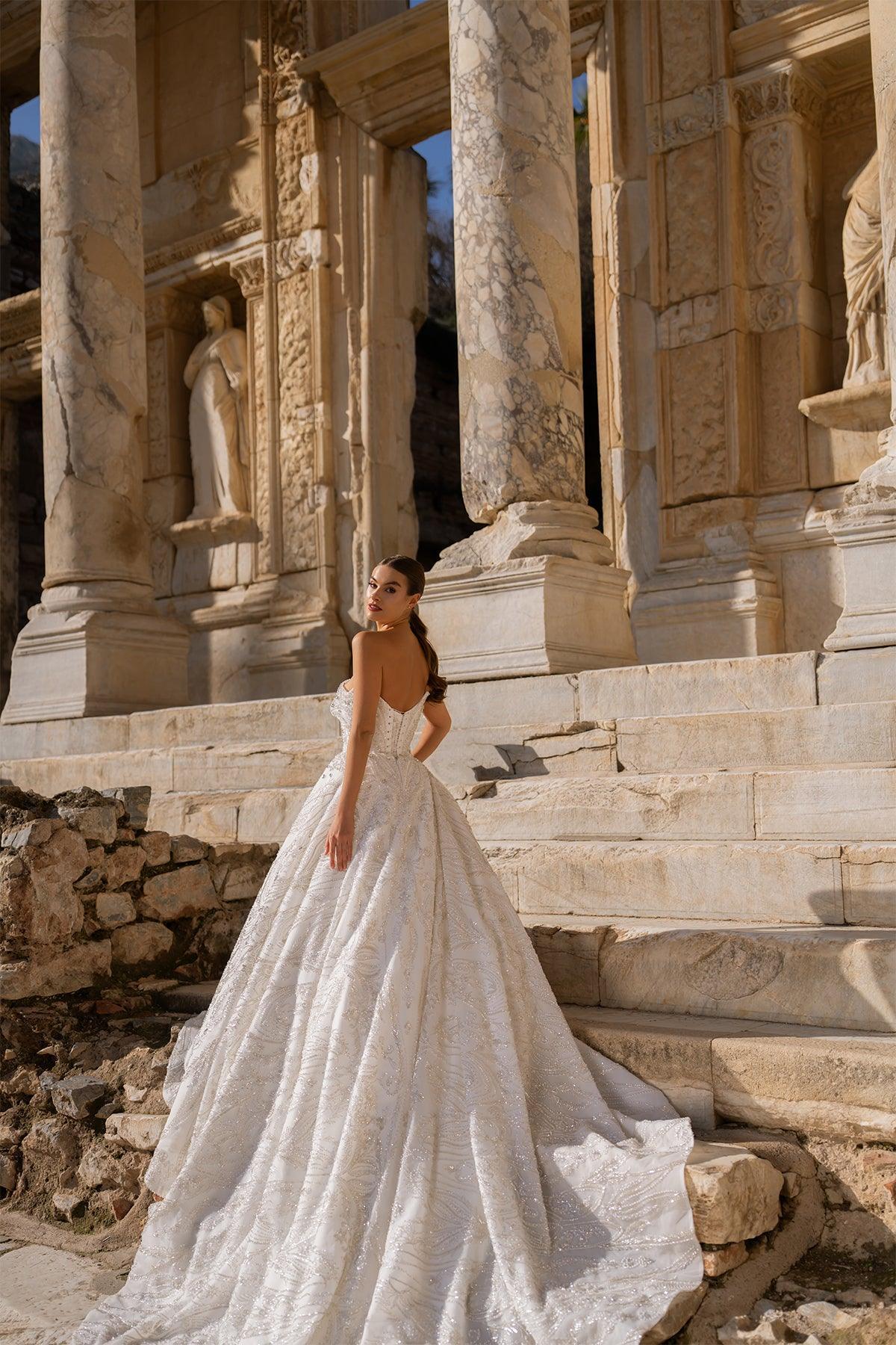 Tiberius Straplez Swarovski İşlemeli Prenses Gelinlik - Mediha Cambaz Bridal