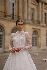 Verano Hakim Yaka Fransız Dantelli Uzun Kollu A Kesim Gelinlik