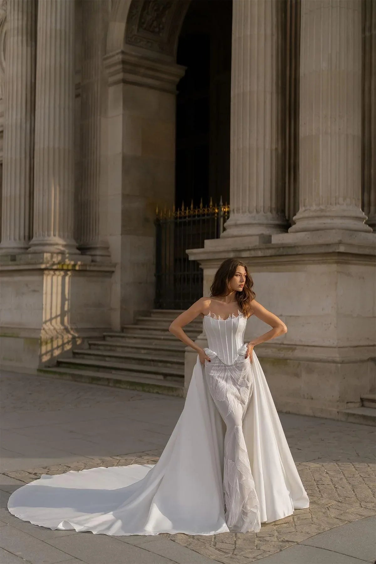 Tulipe Saten Korsajlı Straplez Entegre Etekli Balık Gelinlik - Mediha Cambaz Bridal