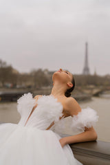 M Yaka Üç Boyutlu Prenses Kesim Hayal Tül Etek Gelinlik