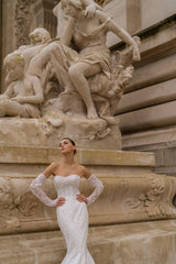 Chic De La Rue Kalp Yaka Fransız Dantelli Balık Gelinlik