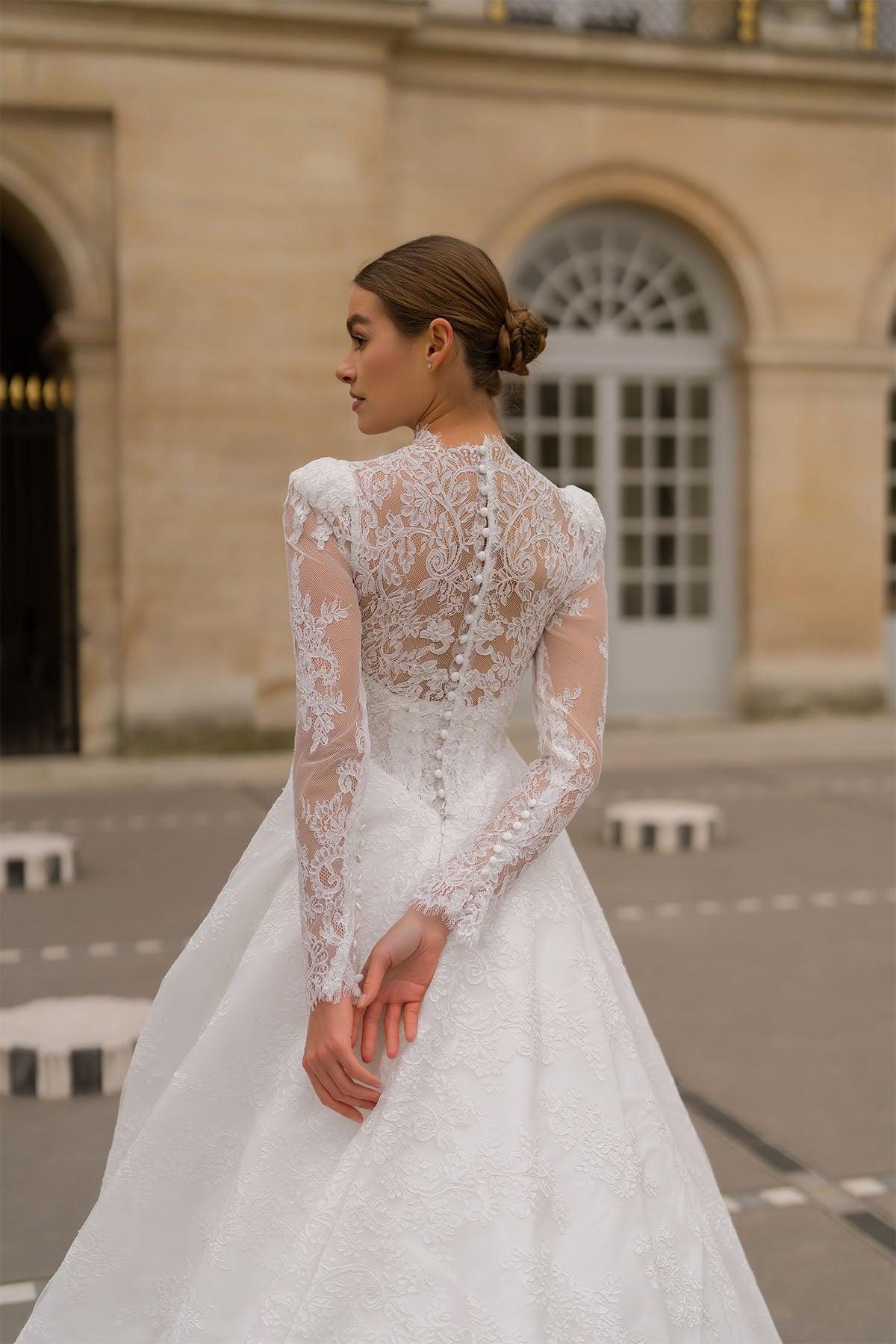 Verano Hakim Yaka Fransız Dantelli Uzun Kollu A Kesim Gelinlik - Mediha Cambaz Bridal