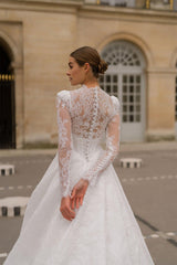 Verano Hakim Yaka Fransız Dantelli Uzun Kollu A Kesim Gelinlik