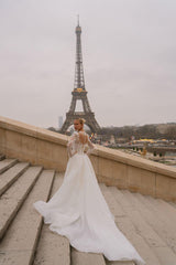 Renoir Kalp Yaka Işıltılı Entegre Etekli Düz Kesim Gelinlik