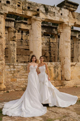 Cleopatra Asimetrik Yaka Entegre Etekli Balık Gelinlik