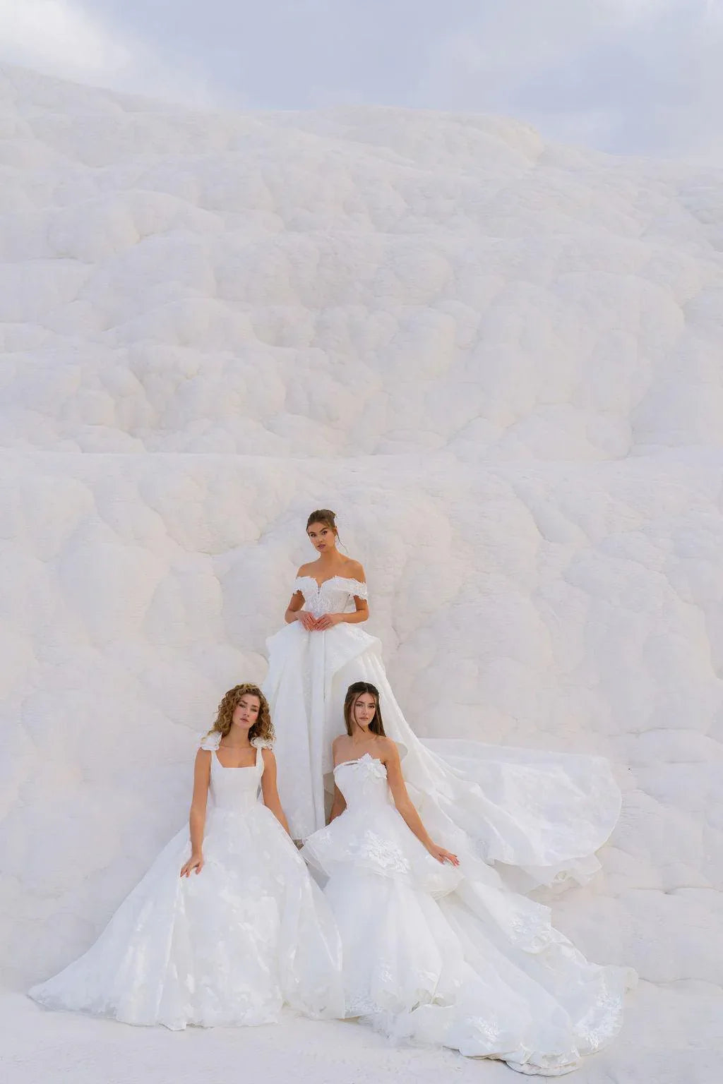 Herodotus Kare Yaka Brokarlı Prenses Gelinlik - Mediha Cambaz Bridal