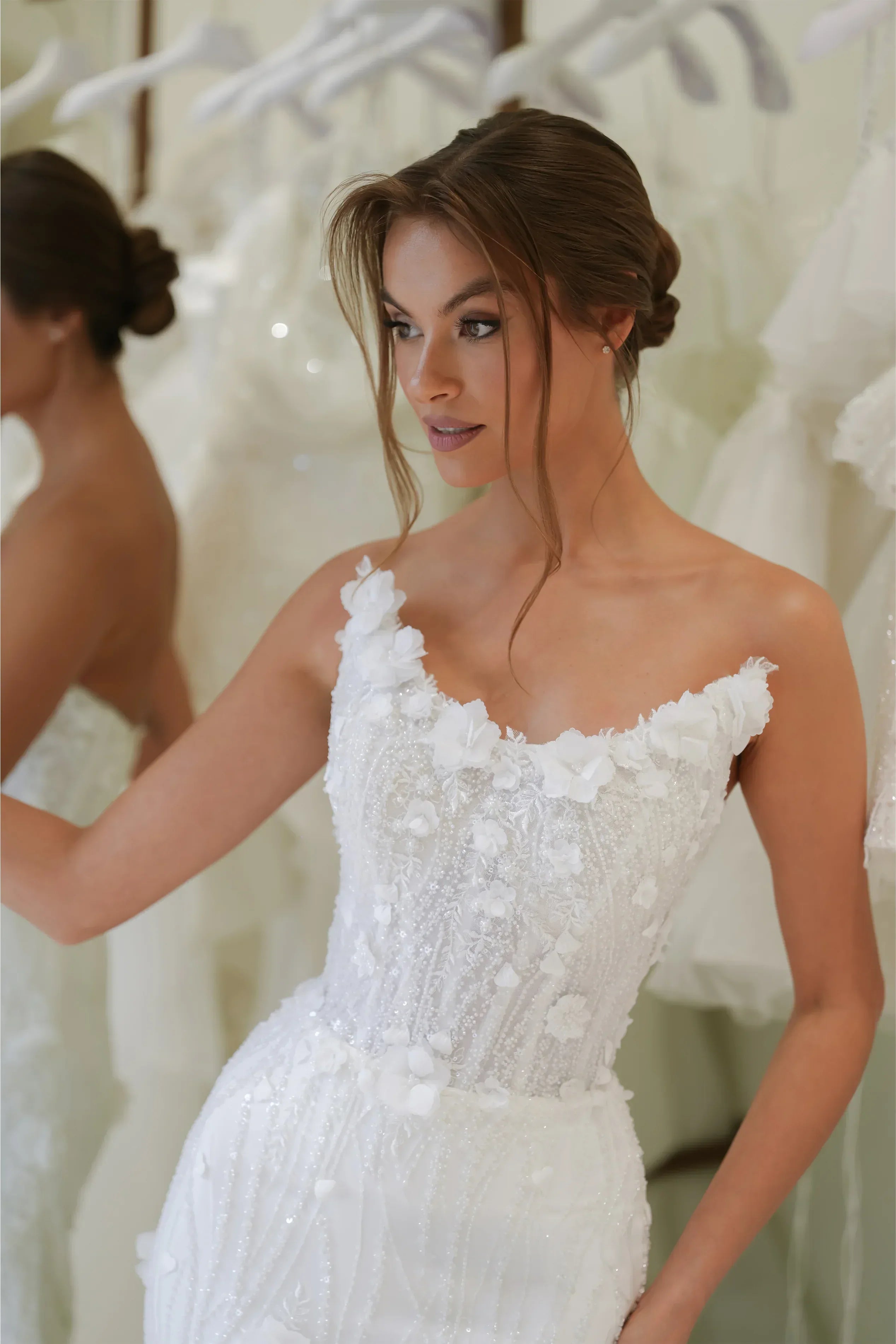 Elise Havuz Yaka Straplez Üç Boyutlu Balık Kesim Gelinlik - Mediha Cambaz Bridal