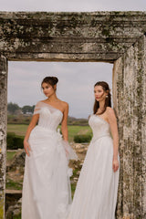 Antiope Drapeli Çiçek Aplikeli Düz Kesim Gelinlik