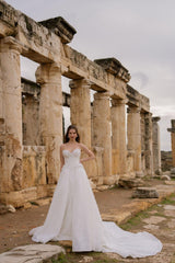 Livia Fransız Dantelli Straplez A Kesim Gelinlik