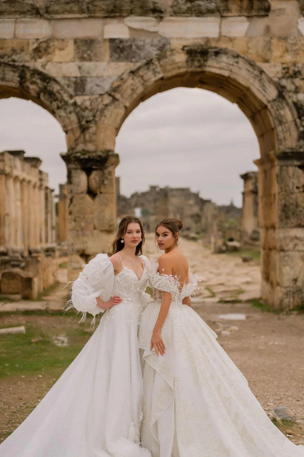 Aphrodite Madonna Yaka Otrişli Prenses Gelinlik - Mediha Cambaz Bridal