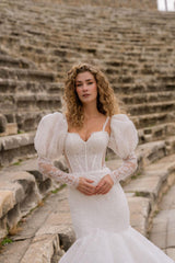 Hadrian Kalp Yaka Fransız Dantelli Balık Gelinlik