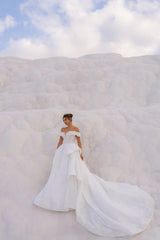 Apolonia Madonna Yaka Fransız Dantelli Prenses Gelinlik