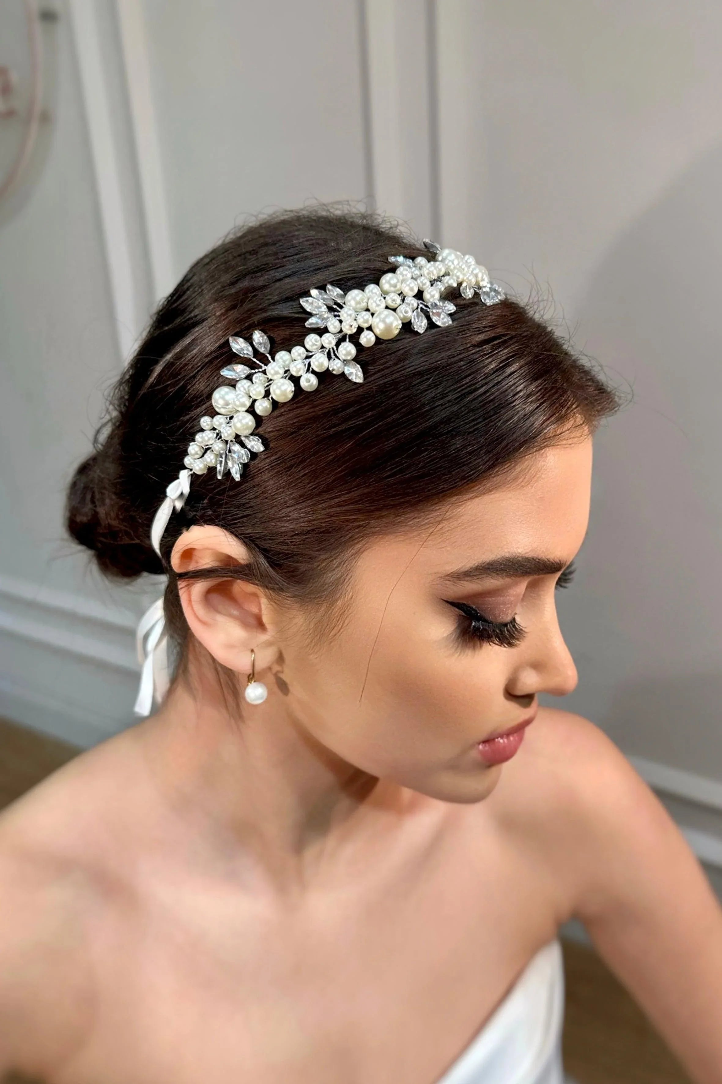 Adel Kristal Boncuklu ve İncili Gelin Saç Aksesuarı - Mediha Cambaz Bridal