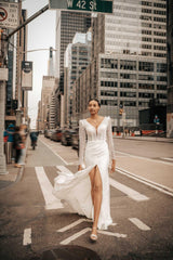 Alan Üç Boyutlu Dantel Yırtmaçlı Balık Kesim Gelinlik - Mediha Cambaz Bridal