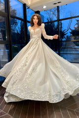 Alexis Üç Boyutlu Dantel A Kesim Gelinlik - Mediha Cambaz Bridal