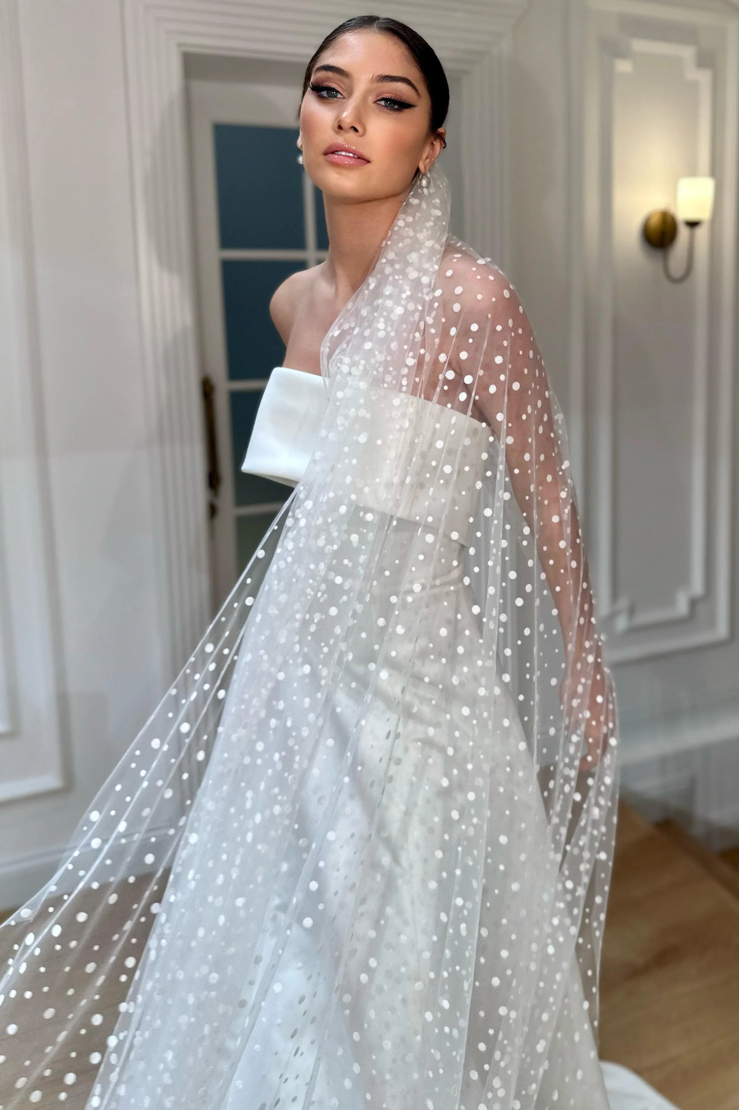 Alisha Kadife Dokulu Puantiyeli Uzun Tül Duvak - Mediha Cambaz Bridal