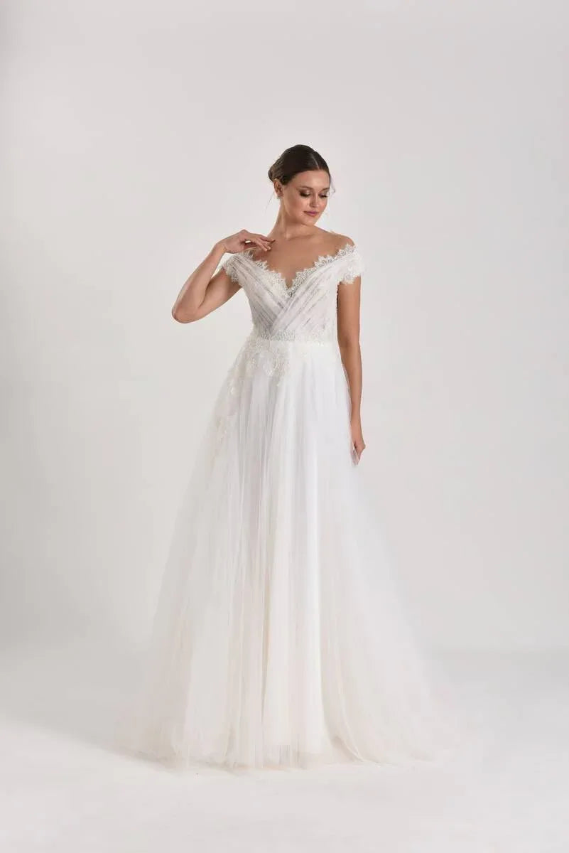 Attitude Drapeli Güpürlü A Kesim Gelinlik - Mediha Cambaz Bridal