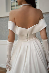 Balanche Kayık Yaka Yırtmaçlı Düz Kesim Gelinlik - Mediha Cambaz Bridal