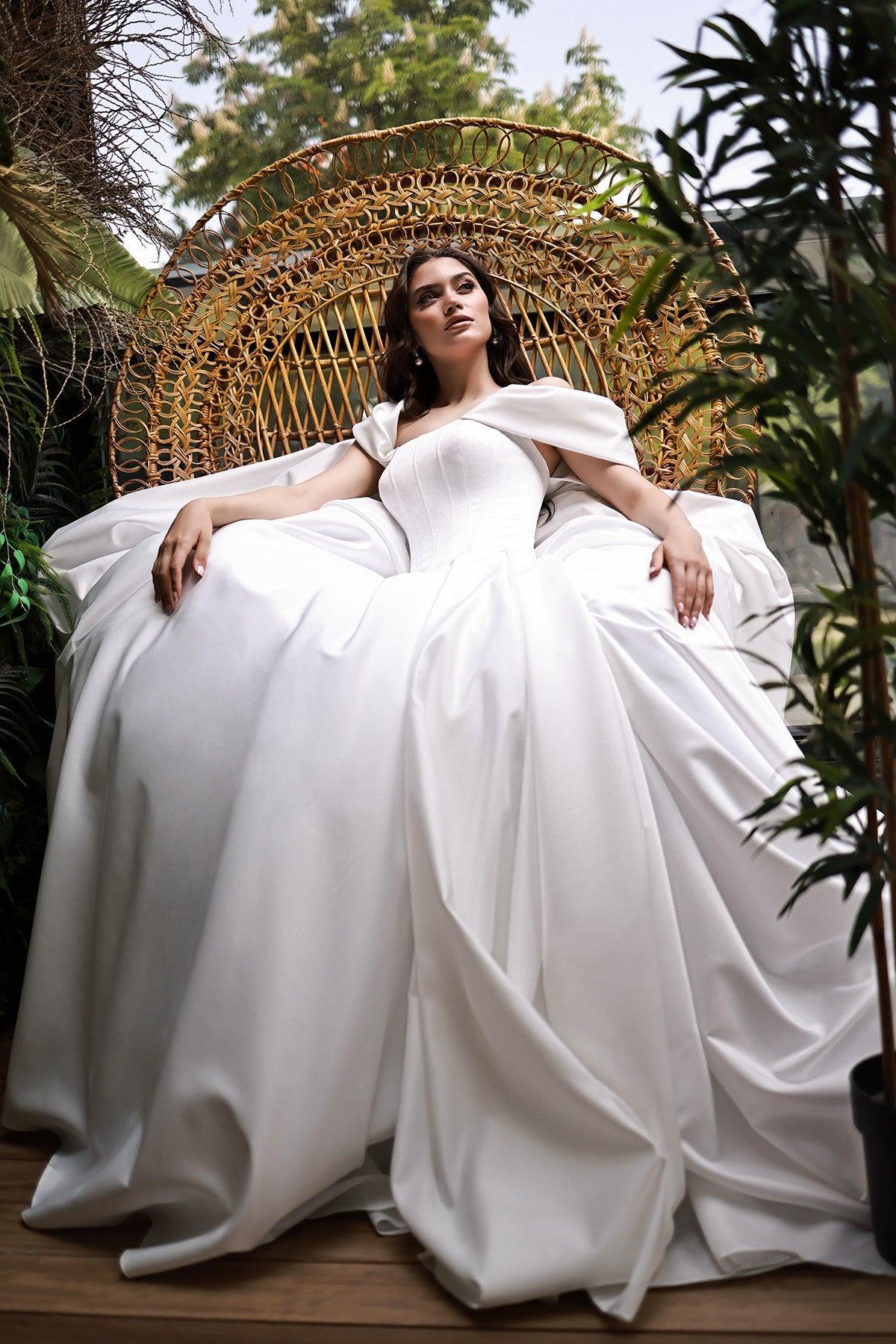 Off white 34 Bernice Off-Shoulder A-Line Wedding Dress with Satin Bodice
