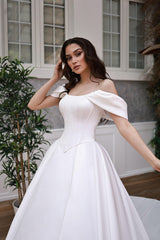 Bernice Saten Korsajlı Düşük Omuzlu A Kesim Gelinlik - Mediha Cambaz Bridal