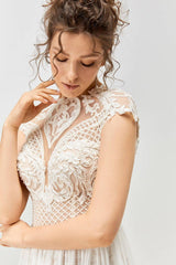 Breath Şortlu İki Parça Düz Kesim Gelinlik - Mediha Cambaz Bridal