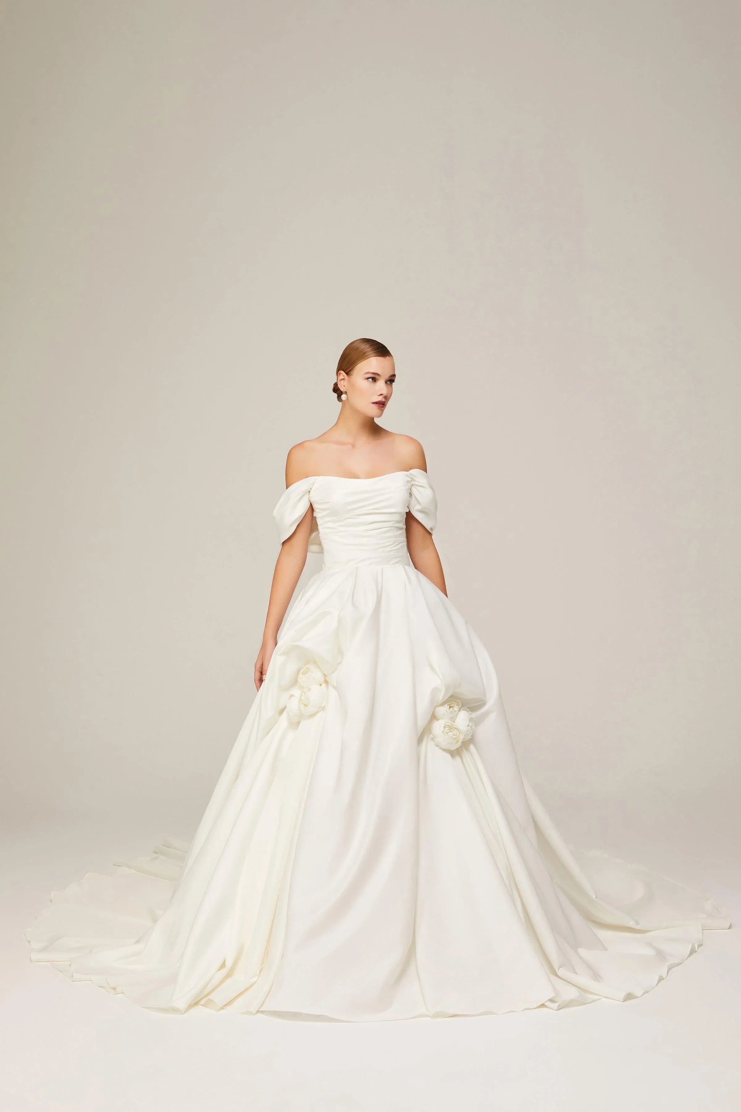 Cardin Saten Drapeli Straplez A Kesim Gelinlik - Mediha Cambaz Bridal