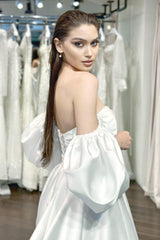 Caserta Drapeli Balon Kollu A Kesim Gelinlik - Mediha Cambaz Bridal