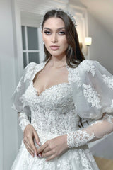 Chinatsu Fransız Dantel A Kesim Gelinlik - Mediha Cambaz Bridal