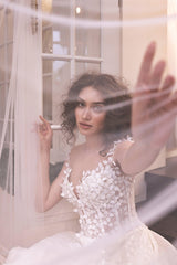 Davi Üç Boyut Dantelli V Yaka Prenses Model Gelinlik - Mediha Cambaz Bridal