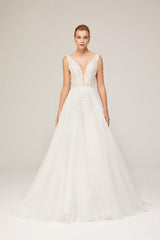 Diamonds 23 Dantelli Dekolteli A Kesim Gelinlik - Mediha Cambaz Bridal