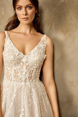 Diamonds Dantelli Dekolteli A Kesim Gelinlik - Mediha Cambaz Bridal