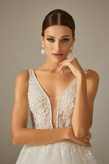 Diamonds Star Dantelli V Yaka A Kesim Gelinlik - Mediha Cambaz Bridal