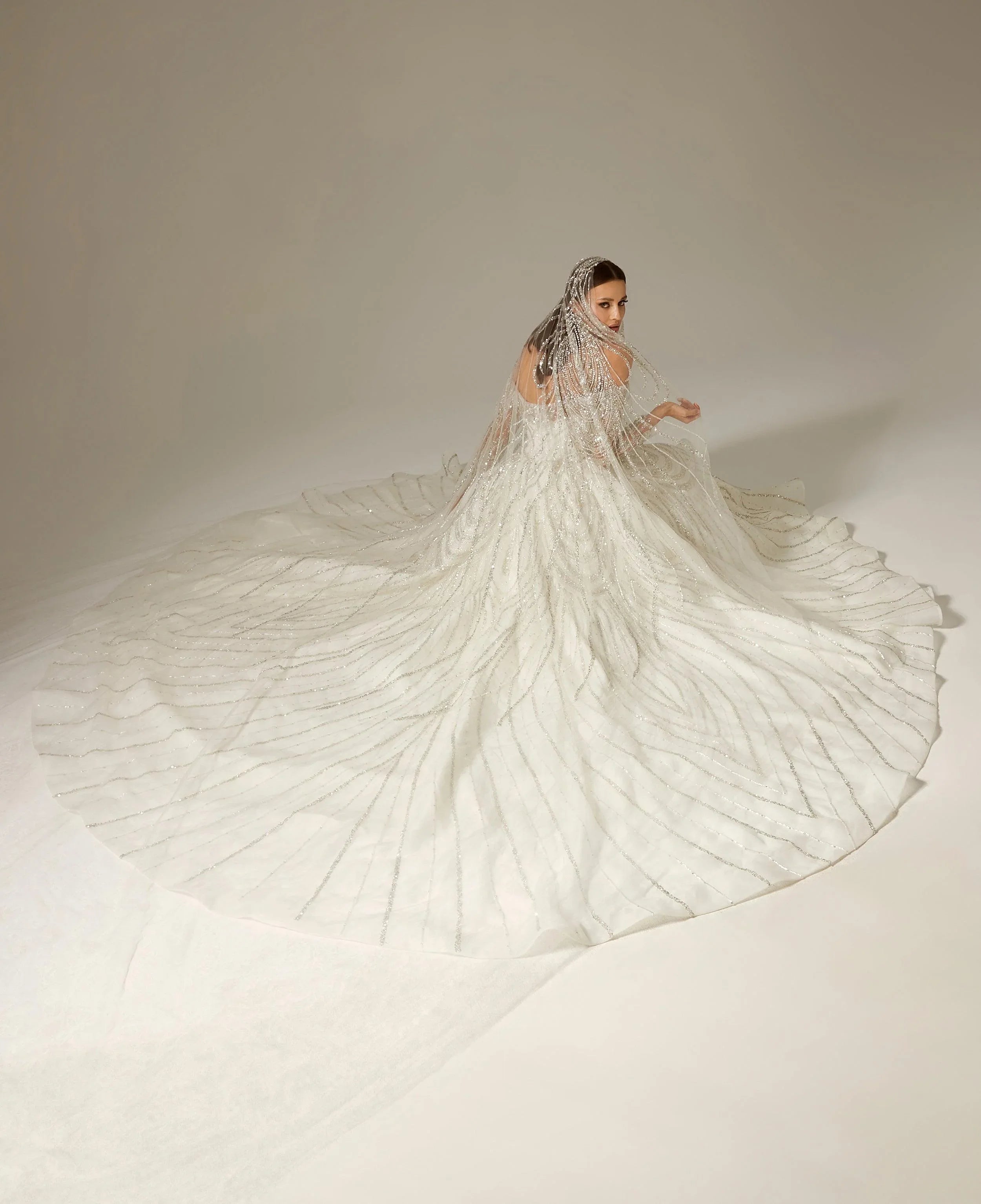 Eleanor Taşlı Kasnak Prenses Model Gelinlik - Mediha Cambaz Bridal