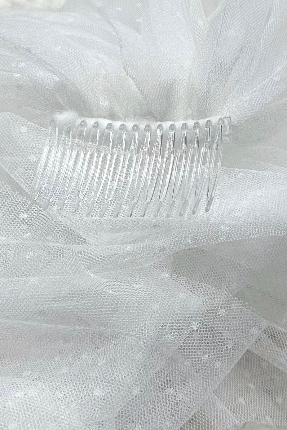 Elia Kırık Beyaz Puantiyeli Vintage Kısa Hayal Tül Duvak - Mediha Cambaz Bridal