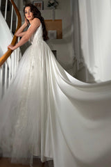 Emilia Saten V Yaka Askılı A Kesim Gelinlik - Mediha Cambaz Bridal