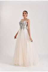 Evelyn Üç Boyutlu İtalyan Tül A Kesim Gelinlik - Mediha Cambaz Bridal