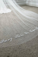 Fairy Yazı Nakışlı Özel Tasarım Uzun Hayal Tül Duvak - Mediha Cambaz Bridal