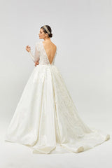 Feather Otriş Detaylı Prenses Model Gelinlik - Mediha Cambaz Bridal