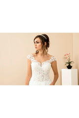 Finest Dantel Askılı Vintage A Kesim Gelinlik - Mediha Cambaz Bridal