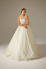 Fla Işıltılı Kare Yaka Prenses Model Gelinlik - Mediha Cambaz Bridal