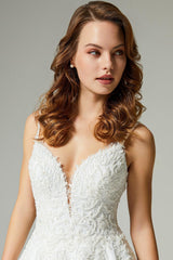 Frida Etek Uçları Dantel İşlemeli A Kesim Gelinlik - Mediha Cambaz Bridal