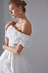 Gatsby Kayık Yaka Saten A Kesim Gelinlik - Mediha Cambaz Bridal