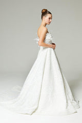 Gibbs Üç Boyut Dantelli Otrişli A Kesim Gelinlik - Mediha Cambaz Bridal