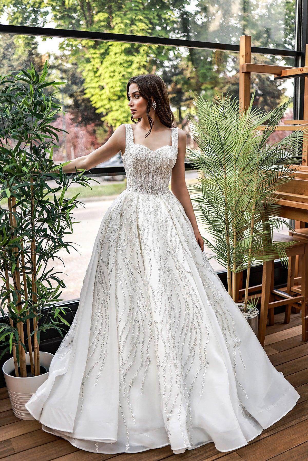Hagor Askılı Çizgisel Dantelli Prenses Model Gelinlik - Mediha Cambaz Bridal