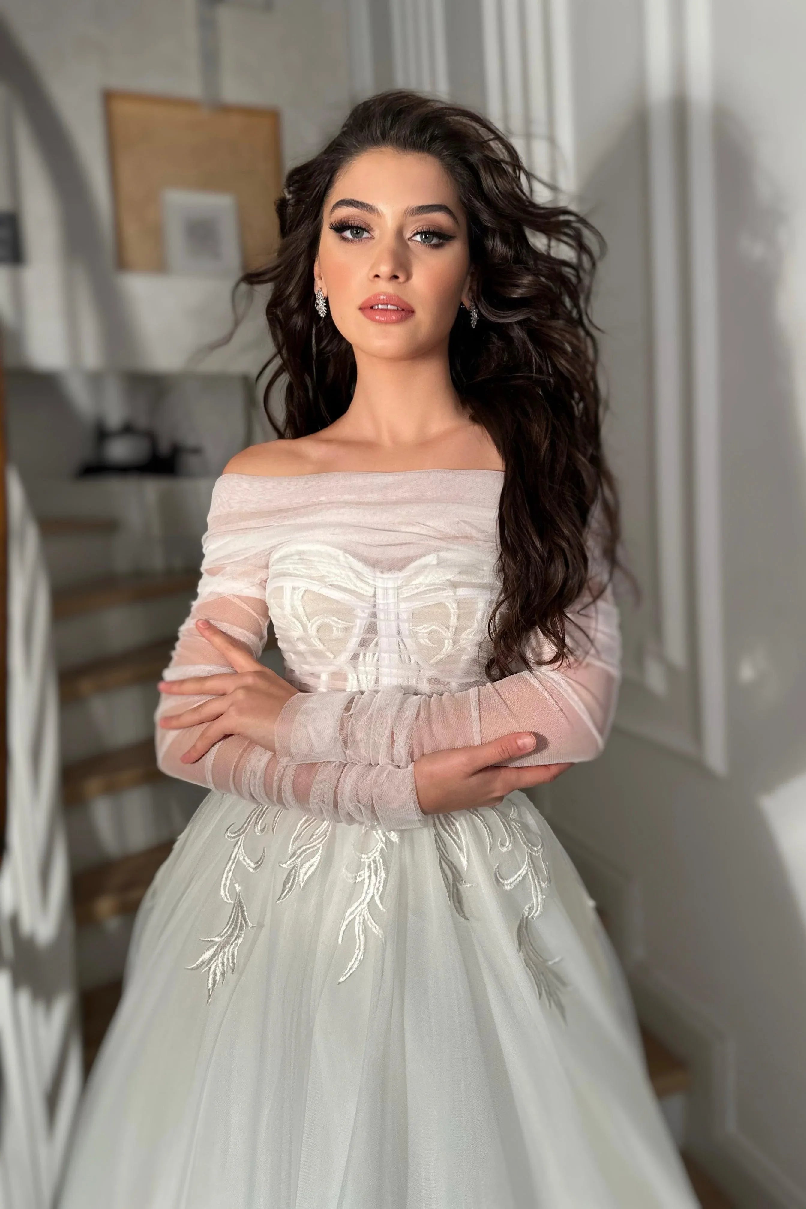 Halona İpek Tül Madonna Yaka A Kesim Gelinlik - Mediha Cambaz Bridal