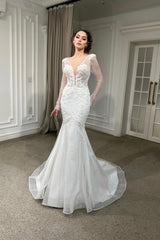 Helga Simli Dantel V Yaka Balık Gelinlik - Mediha Cambaz Bridal