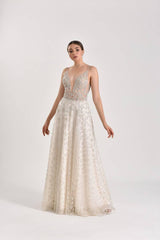 Ice Lake Taş İşlemeli Düz Kesim Gelinlik - Mediha Cambaz Bridal