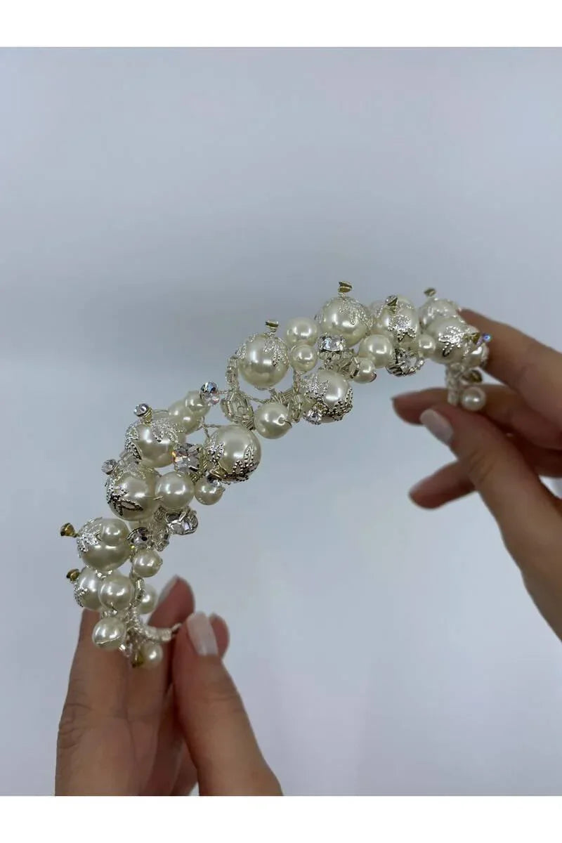 İncili Gümüş Detaylı Geniş Gösterişli Taç - Mediha Cambaz Bridal