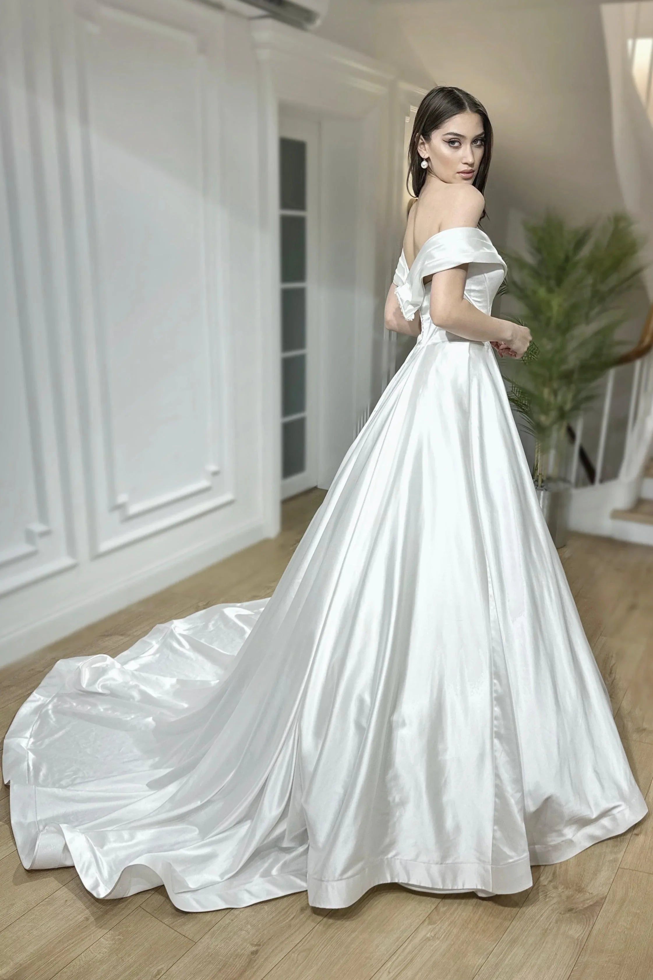 Ivette Saten Drapeli A Kesim Gelinlik - Mediha Cambaz Bridal